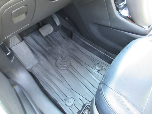 Certified 2022 Buick Encore Preferred w/ Safety Package AWD/4WD image 25