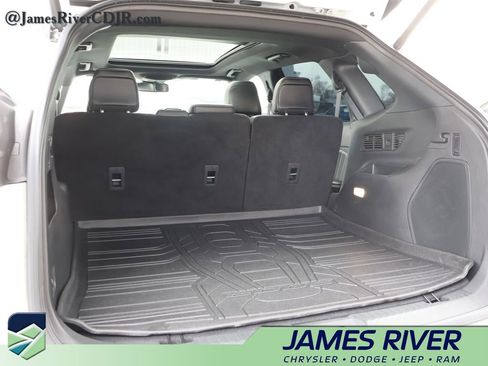 Used 2024 Ford Edge ST w/ Equipment Group 401A image 15