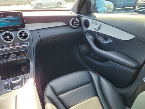Used 2019 Mercedes-Benz C 300 Sedan image 18