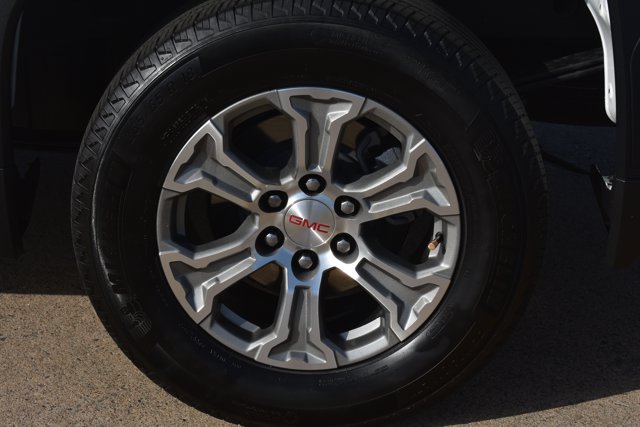 Used 2024 GMC Sierra 1500 SLE RWD image 10
