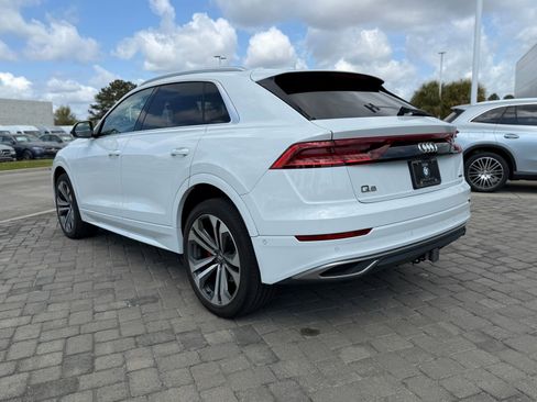 Used 2019 Audi Q8 Prestige image 11