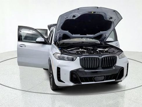 Used 2026 BMW X5 sDrive40i RWD image 12