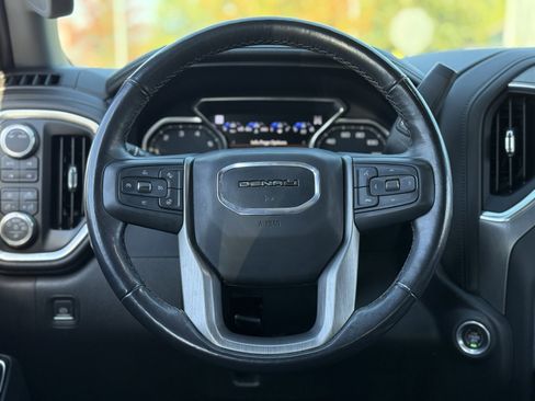 Used 2022 GMC Sierra 2500 Denali image 25