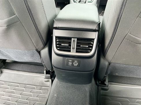 Used 2025 Subaru Legacy Premium AWD/4WD image 25