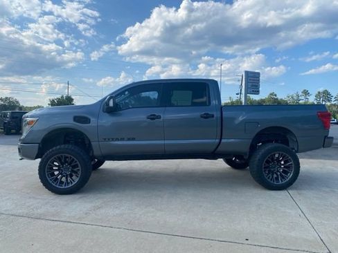 Used 2016 Nissan Titan SL AWD/4WD image 16