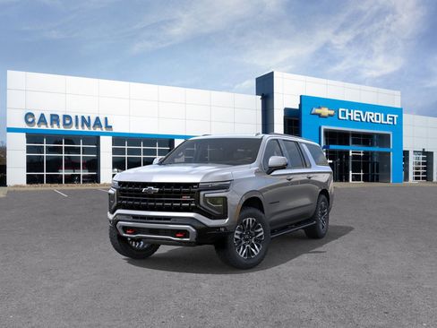 New 2026 Chevrolet Suburban Z71 w/ Comfort Package image 8