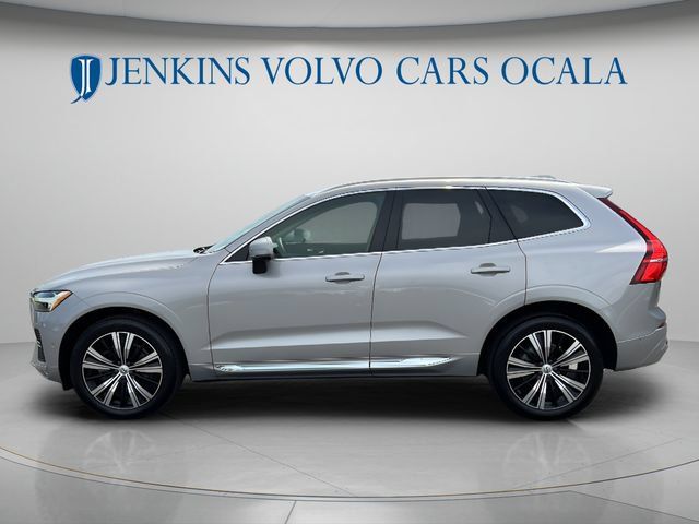 Used 2023 Volvo XC60 B5 Plus AWD/4WD image 6