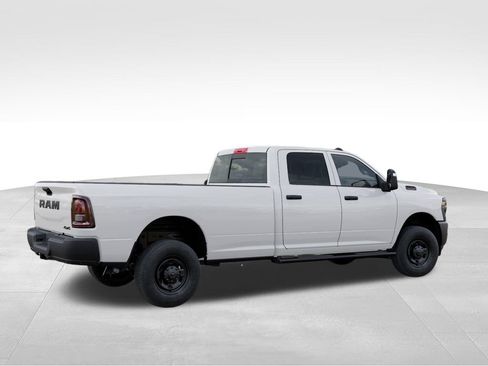 New 2026 RAM 2500 Tradesman AWD/4WD image 4