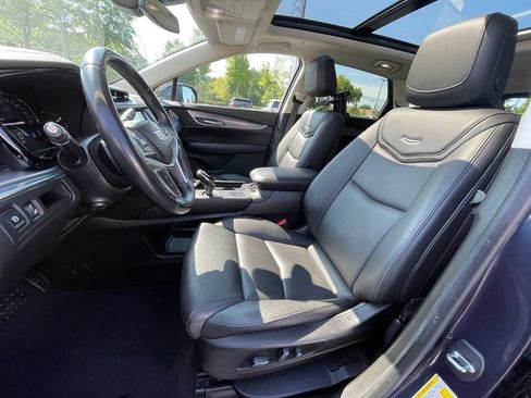 Used 2018 Cadillac XT5 Luxury w/ Driver Awareness Package FWD image 26