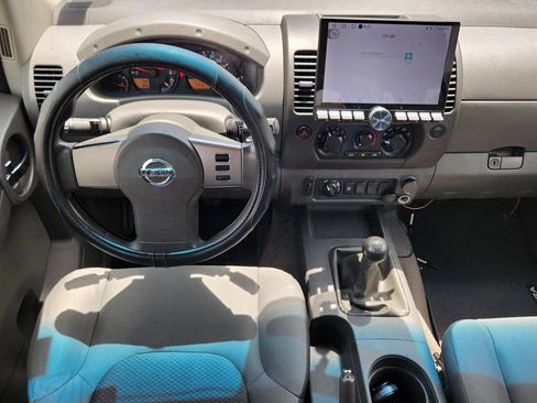 Used 2010 Nissan Xterra X AWD/4WD image 25