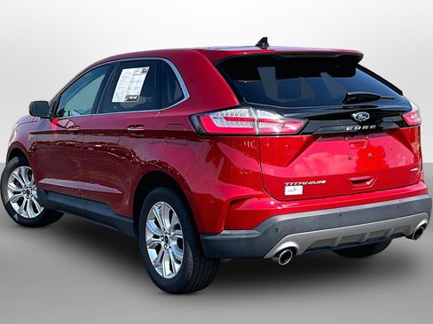 Used 2021 Ford Edge Titanium w/ Cargo Accessory Package AWD/4WD image 10