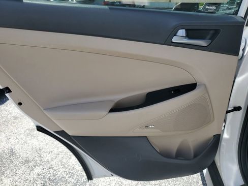 Used 2017 Hyundai Tucson SE Plus w/ Cargo Package FWD image 10