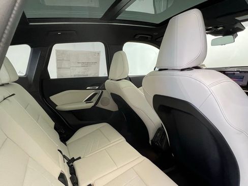New 2026 BMW X1 xDrive28i w/ Technology Package image 8