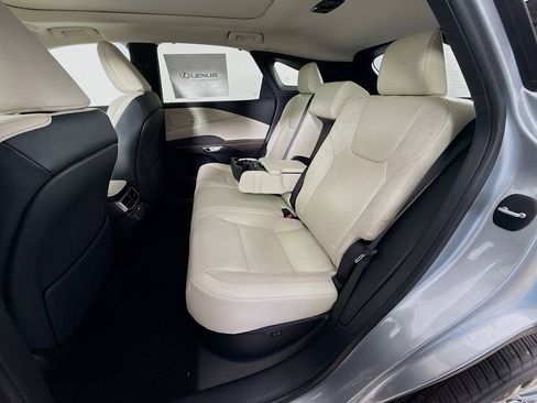New 2026 Lexus RX 350 FWD image 17