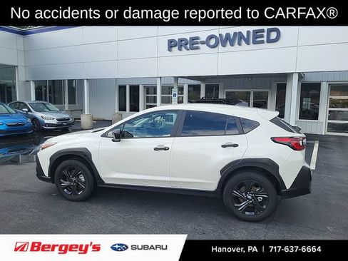 Used 2025 Subaru Crosstrek 2.0i AWD/4WD image 2