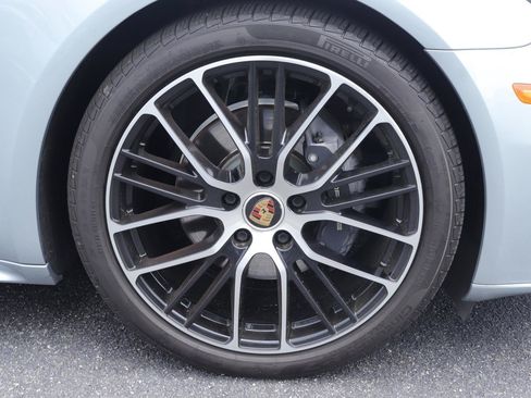 Used 2023 Porsche Panamera Platinum Edition w/ Sportdesign Package RWD image 42
