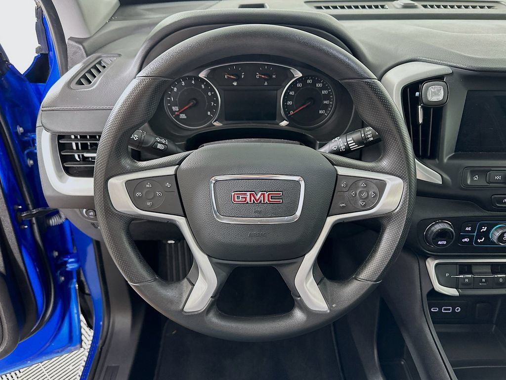 Used 2024 GMC Terrain SLE w/ Driver Convenience Package AWD/4WD image 13