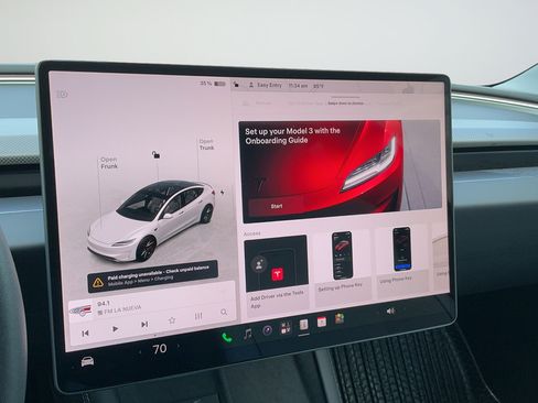 Used 2025 Tesla Model 3 Performance AWD/4WD image 11