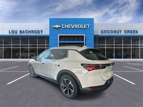 New 2026 Chevrolet Equinox EV LT image 6