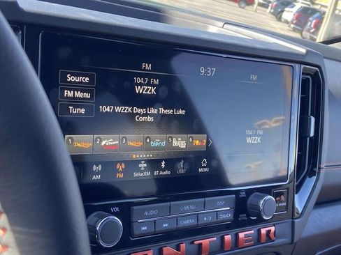 Used 2026 Nissan Frontier PRO-4X w/ Pro-4x Convenience Package image 19