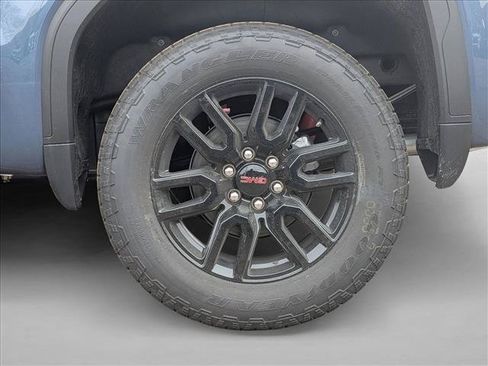 New 2026 GMC Sierra 1500 Elevation w/ X31 Off-Road Package AWD/4WD image 9