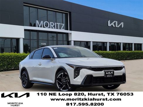 New 2025 Kia K4 GT-Line image 1