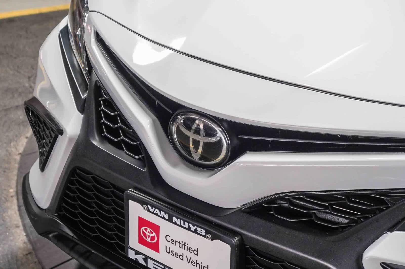 Certified 2022 Toyota Camry SE FWD image 8