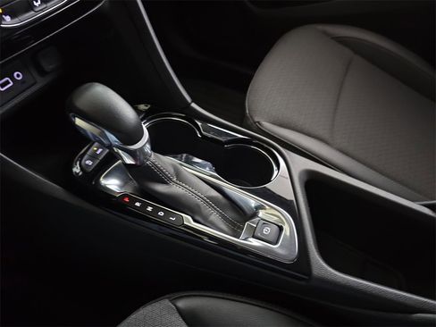 Used 2023 Buick Encore GX Preferred w/ Cold Weather Comfort Package image 26