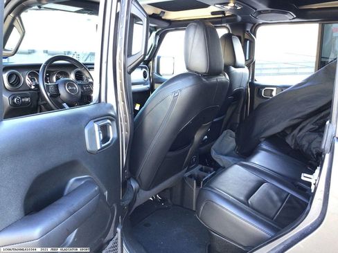 Used 2021 Jeep Gladiator Sport image 12
