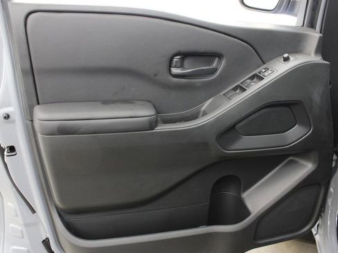 New 2026 Nissan Frontier SV RWD image 15