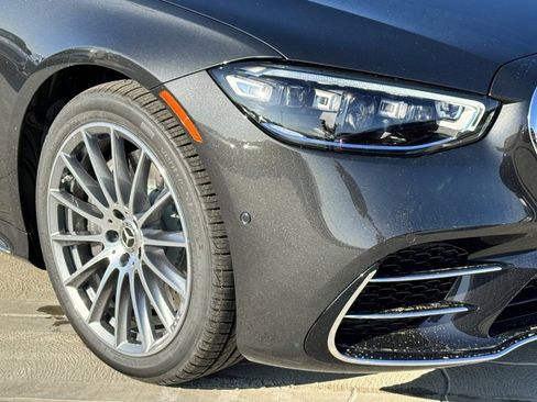 Used 2024 Mercedes-Benz S 580 4MATIC Sedan image 4