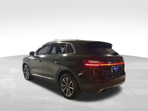 Used 2023 Lincoln Nautilus AWD image 5