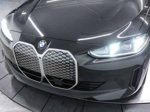 New 2026 BMW i4 eDrive40 w/ Premium Package image 11