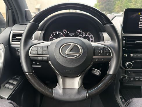 Used 2023 Lexus GX 460 Premium w/ Premium Package AWD/4WD image 19