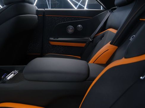 Used 2025 Rolls-Royce Spectre Black Badge w/ Spectre Enhancement Package AWD/4WD image 43