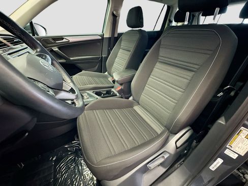 Used 2023 Volkswagen Tiguan S image 11