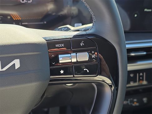 New 2026 Kia Sorento LX image 33