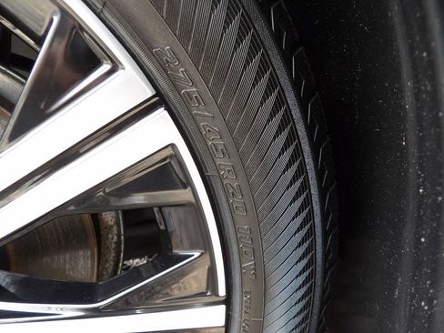 Certified 2023 Volvo XC90 B5 Core w/ Protection Package Premier image 30