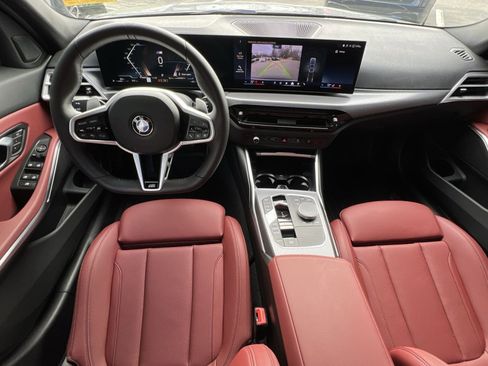 Used 2025 BMW 330i Sedan w/ M Sport Package image 24