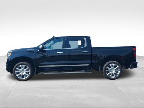 Used 2026 Chevrolet Silverado 1500 High Country w/ High Country Premium Package AWD/4WD image 5