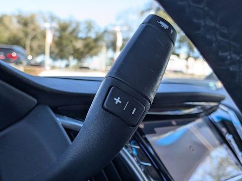 Used 2019 Cadillac Escalade 2WD image 31