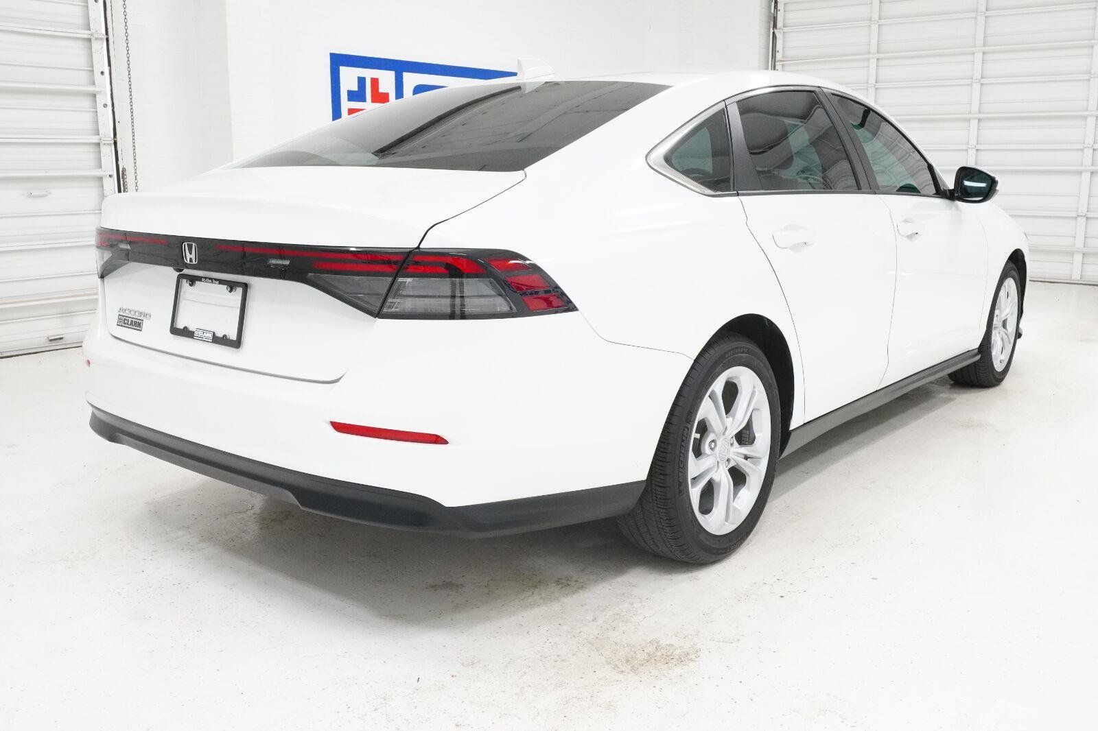 Used 2025 Honda Accord LX image 28