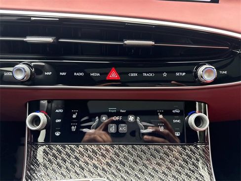 Used 2026 Genesis GV70 3.5T Sport Prestige image 17