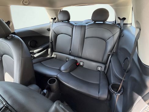 Used 2018 MINI Cooper 2-Door Hardtop FWD image 19