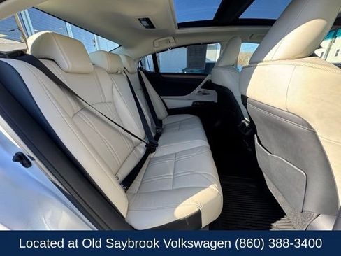 Used 2025 Lexus ES 350 Ultra Luxury image 31