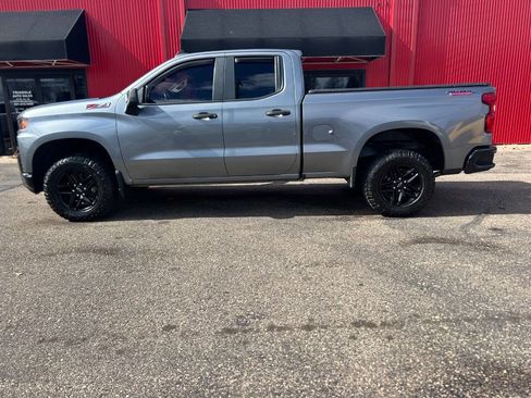 Used 2019 Chevrolet Silverado 1500 Custom Trail Boss w/ Custom Convenience Package AWD/4WD image 11