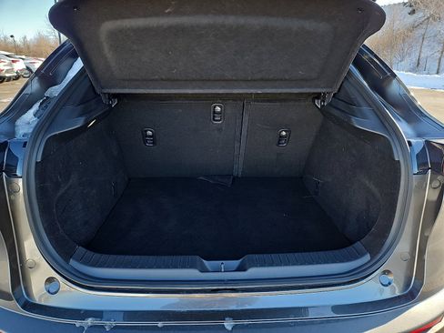 Certified 2025 MAZDA CX-30 AWD 2.5 S w/ Select Sport Pkg image 28