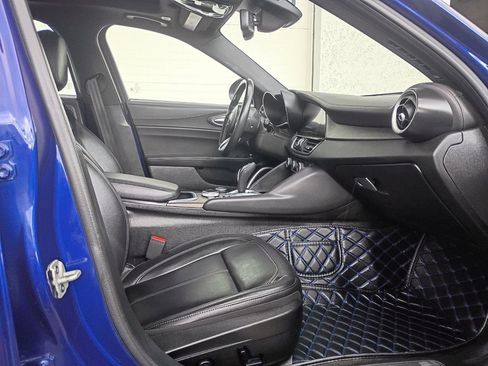 Used 2022 Alfa Romeo Giulia Ti AWD/4WD image 26