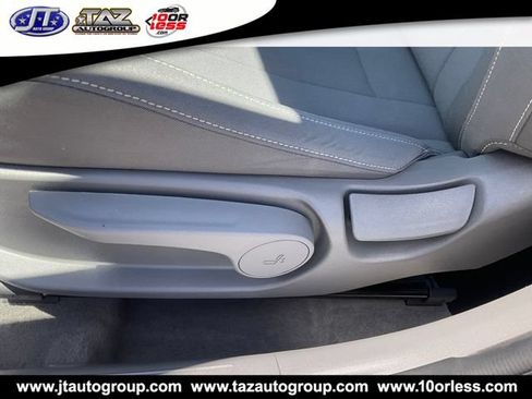 Used 2024 Hyundai Elantra SEL FWD image 18