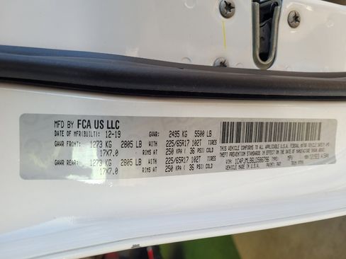 Used 2020 Jeep Cherokee Latitude Plus image 33